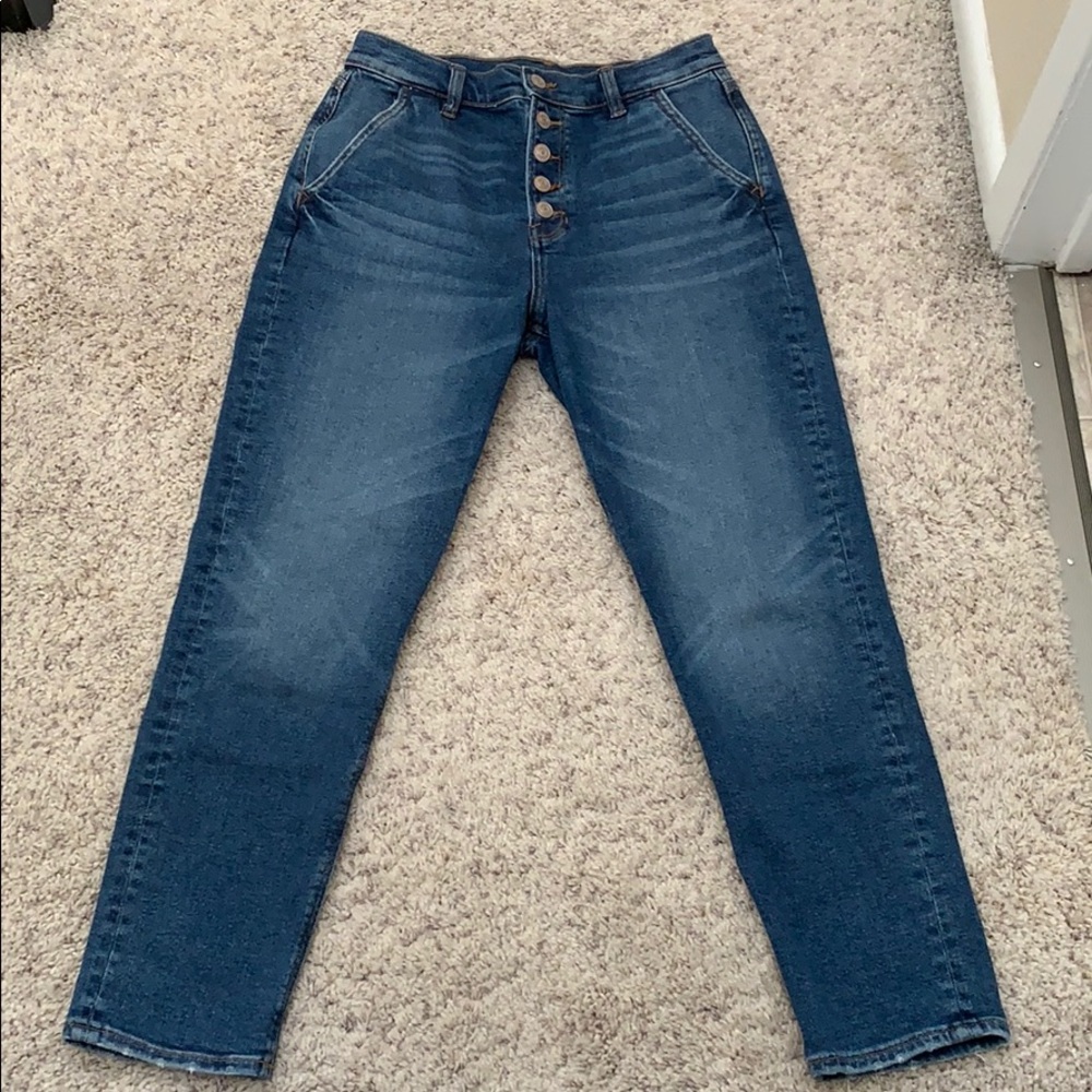 American Eagle Stretch Mom Jean